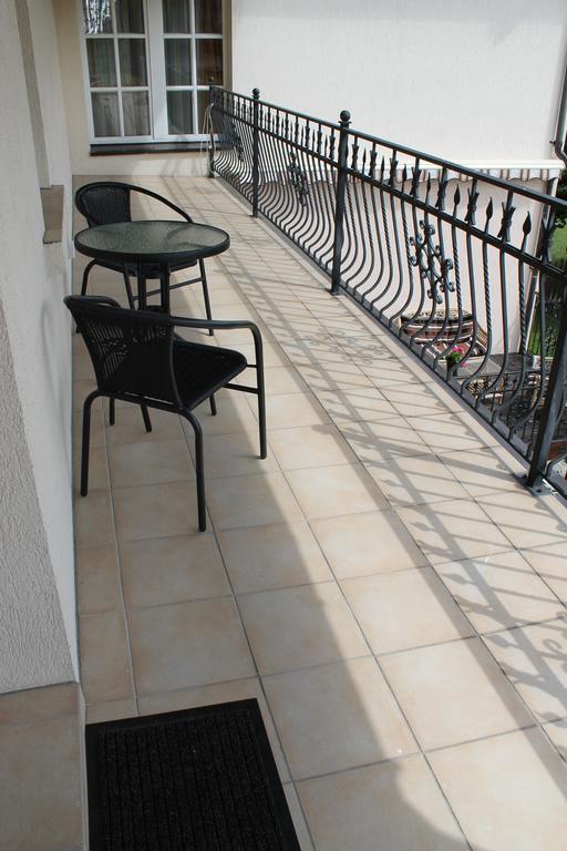 Hotel Sveciu Namai Lanko G. à Klaipėda Extérieur photo