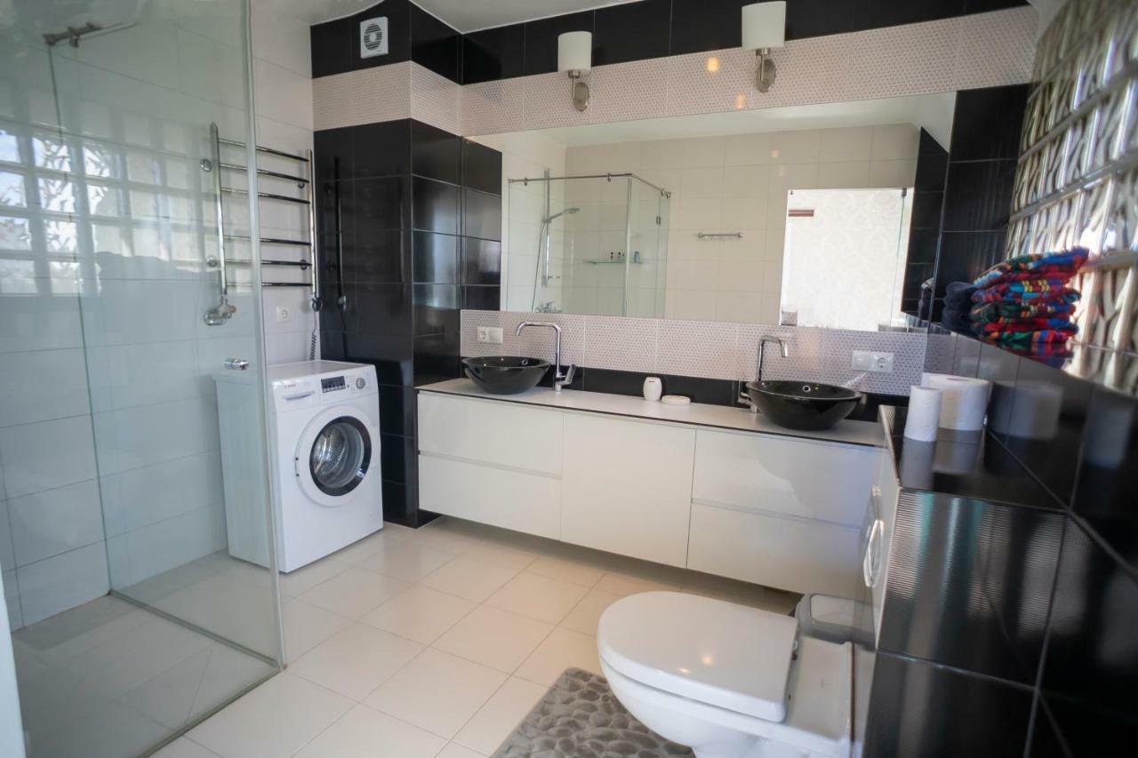 Hotel Sveciu Namai Lanko G. à Klaipėda Extérieur photo
