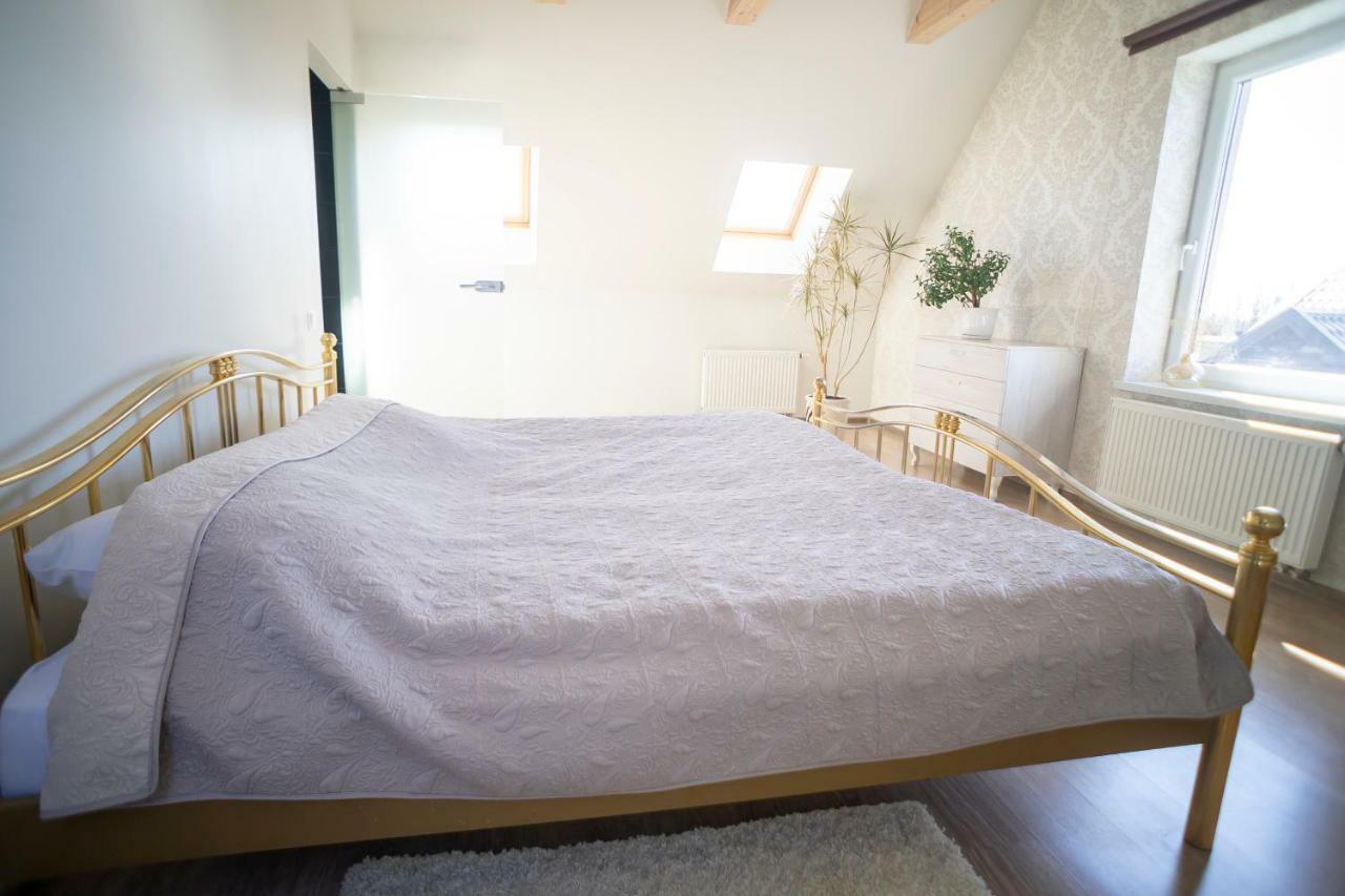 Hotel Sveciu Namai Lanko G. à Klaipėda Extérieur photo